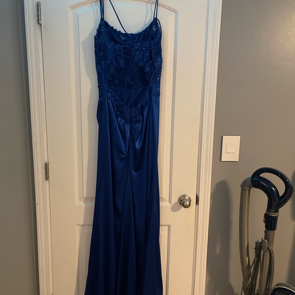 Prom Dress - Picture 9 of 10
